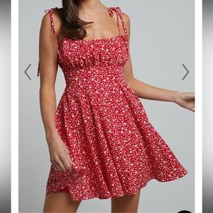 SUMMER JAM MINI DRESS - STRAPPY SLIP DRESS IN RED FLORAL PRINT SHOWPO